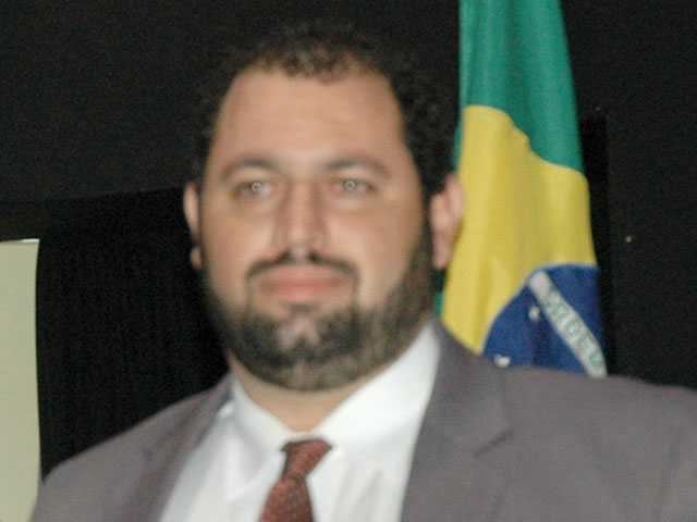 Vereador sugere reativação do centro de informática