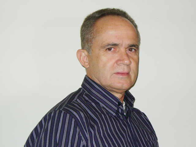 Vereador sugere reforma e ampliação da biblioteca da EMEF